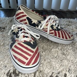 Vans Authentic (Van Doren) Retro Flag - Men’s 9.5